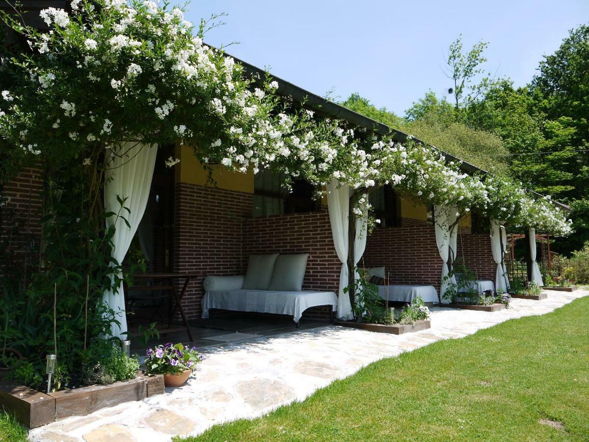 Apartamentos Rurales Rincon De San Martin Grazanes Exterior photo
